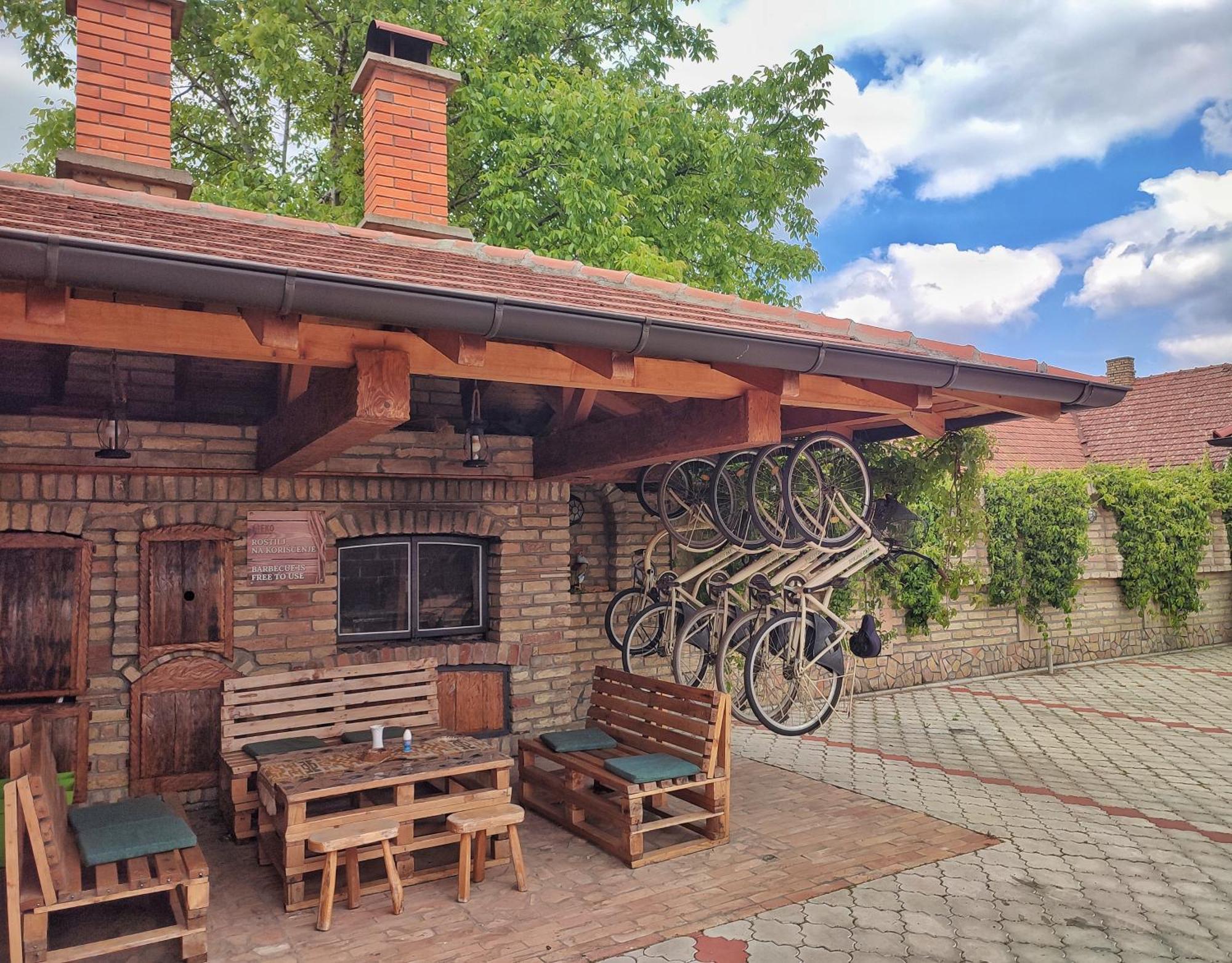Eko Apartmani Backi Petrovac Exterior foto